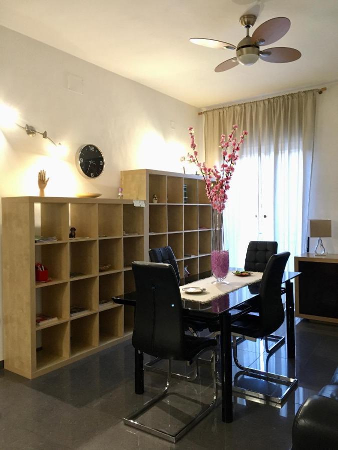 Отель Blackboard House Бари Экстерьер фото